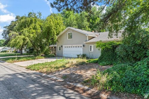 5163 S Eastmoor Rd, Holladay, UT, 84117-6914 | Card Image