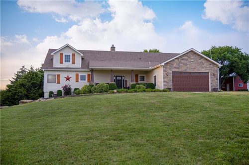 1028 N 600 Rd, Baldwin City, KS, 66006-7257 | Card Image