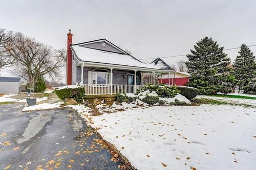 9188 Dickenson Rd W, Mount Hope, ON, L0R1W0 | Card Image