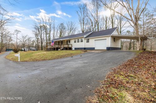 231 Donald Ln, Clinton, TN, 37716-5307 | Card Image