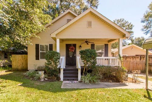 1114 Monroe St, Bogalusa, LA, 70427-2538 | Card Image