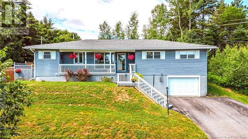 2 Colonial Dr, Quispamsis, NB, E2G1A6 | Card Image