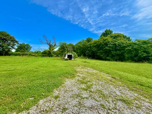 560 State Line Rd, Loretto, TN, 38469-2543 | Card Image