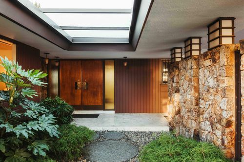 701 Dansey Ave, Coquitlam, BC, V3K3G4 | Card Image