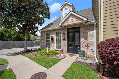9302 Loblolly Ct, Baton Rouge, LA, 70809-2642 | Card Image