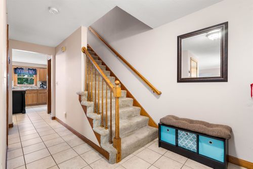 b-131 Tina Dr, Pembroke, NH, 03275-1337 | Card Image