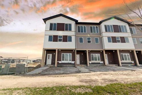 405-90 Corner Meadows Manor Ne, Calgary, AB, T3N2N8 | Card Image