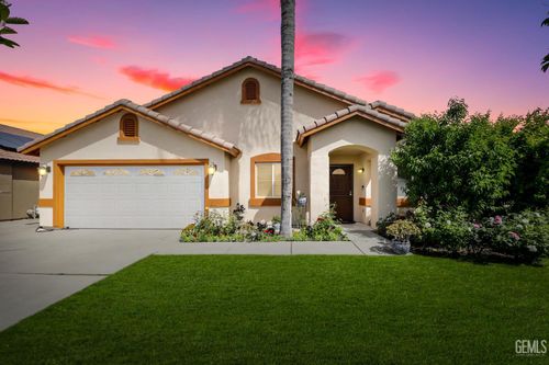 5918 Foss Ridge Ct, Bakersfield, CA, 93313-4976 | Card Image