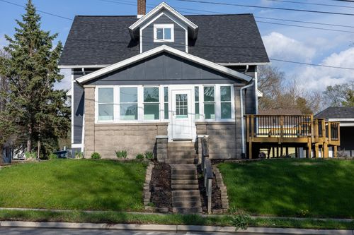 1527 N Division Street, Davenport, IA, 52804 | Card Image