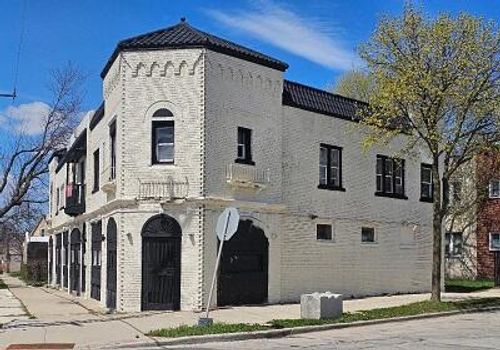 1318-1306 W Atkinson Avenue, Milwaukee, WI, 53206 | Card Image