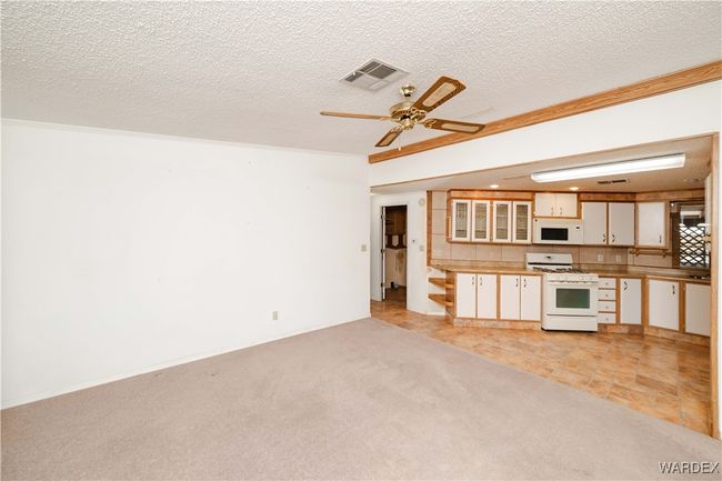 Kitchen | Image 14
