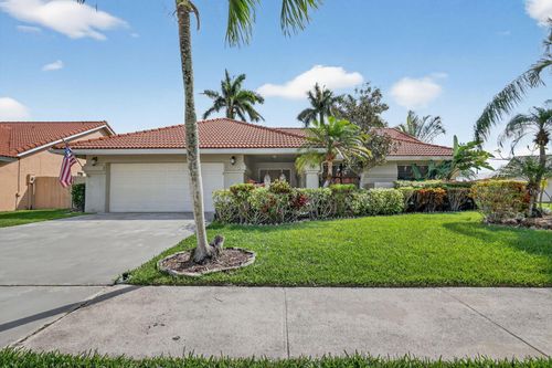 5875 Sun Pointe Cir, Boynton Beach, FL, 33437-3349 | Card Image