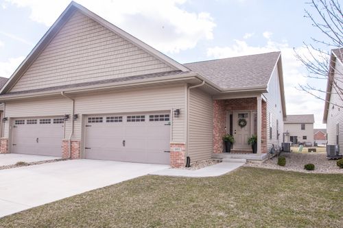 1805 Glenbridge Rd, Bloomington, IL, 61704-8770 | Card Image