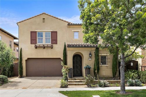 122 Catalonia, Irvine, CA, 92618-8882 | Card Image