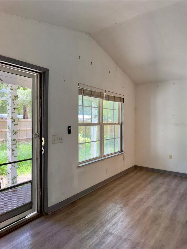 Front Door | Image 11