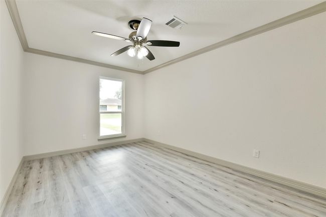 1921 Cripple Creek Ln, House other with 4 bedrooms, 2 bathrooms and 2 parking in Pearland TX | Image 23