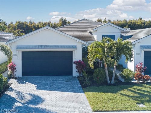 9087 Saint Lucia Dr, NAPLES, FL, 34114-2904 | Card Image