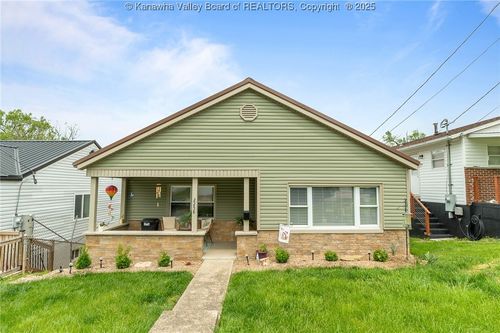 2258 Curtis Ave, Saint Albans, WV, 25177-3851 | Card Image