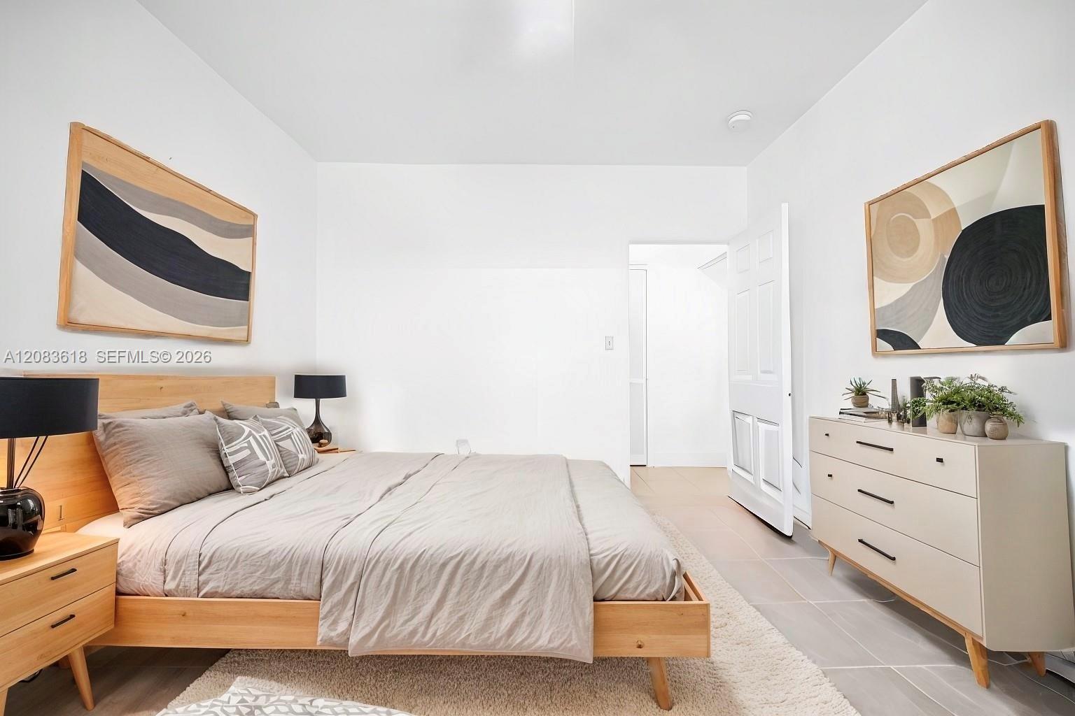 Residential Lease in Miami Beach 3