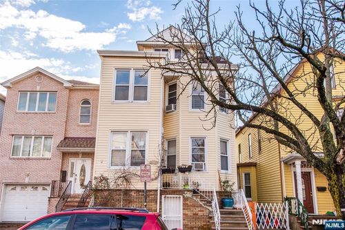 308 Davis Ave, Harrison, NJ, 07029-1508 | Card Image