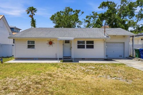 7207 S West Shore Blvd, Tampa, FL, 33616-2726 | Card Image