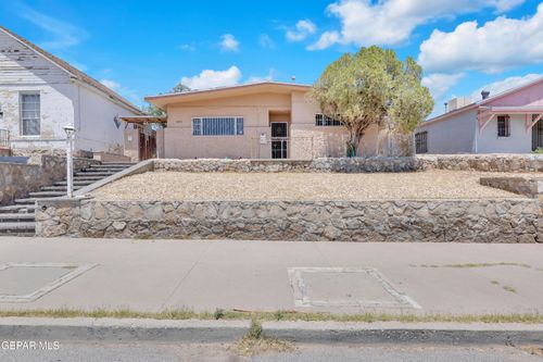 79930-2413 Copper Ave, El Paso, TX, 79930-1405 | Card Image