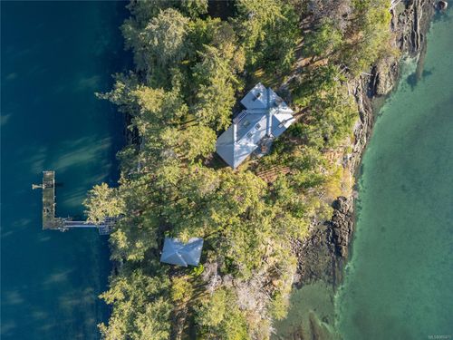 105 Church Bay Rd, Saturna Island, BC, V0N2Y0 | Card Image