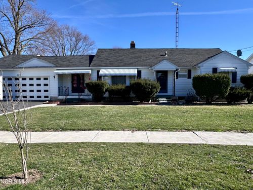 559 West St, Carey, OH, 43316-1421 | Card Image