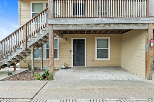 759-2-659 Redwood Avenue, Rockport, TX, 78382 | Card Image