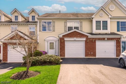 504 Reading Cir, Bridgewater, NJ, 08807-7022 | Card Image