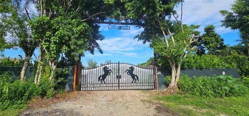 12600 Sw 199th Ave, MIAMI, FL, 33196 | Card Image
