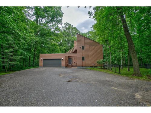 N8554 1205th St, River Falls, WI, 54022-4717 | Card Image
