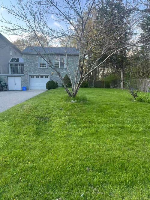 b-88 Park Cres, Richmond Hill, ON, L4E3J4 | Card Image