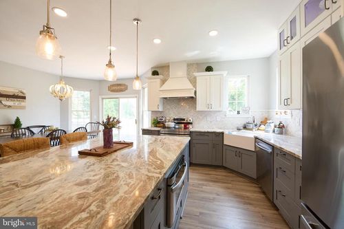 101 Bobcat Way, OXFORD, PA, 19363-4325 | Card Image