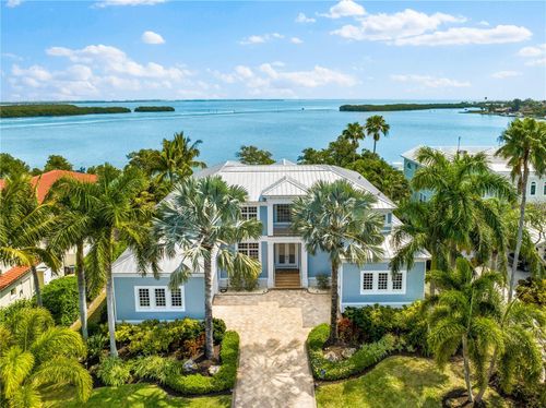757 Hideaway Bay Dr, LONGBOAT KEY, FL, 34228-1517 | Card Image