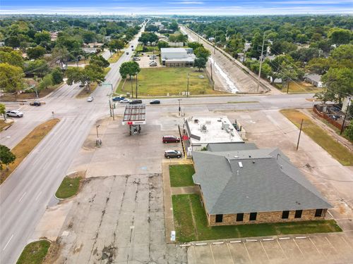4915 Gus Thomasson Rd, Mesquite, TX, 75150-1061 | Card Image