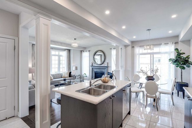 2 Cranbrook Cres, House other with 4 bedrooms, 3 bathrooms and 4 parking in Kleinburg ON | Image 10