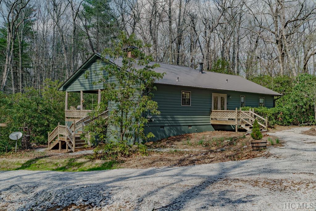 Turtle Pond Rd, Highlands, NC 28741