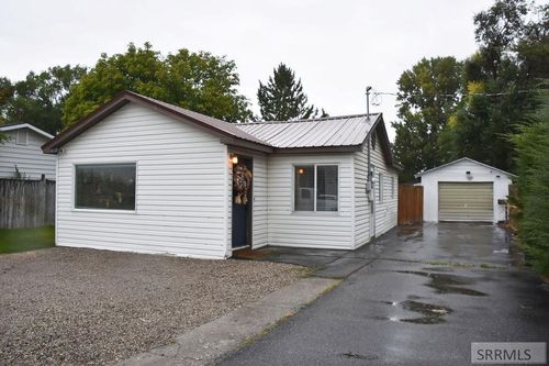 393 W Pine St, Shelley, ID, 83274-1238 | Card Image