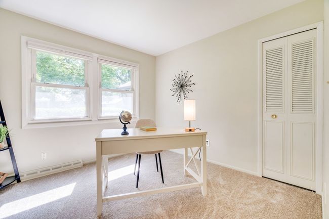 Bedroom/Den - | Image 24