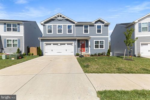 145 Dursley Cir, MIDDLETOWN, VA, 22645-1762 | Card Image