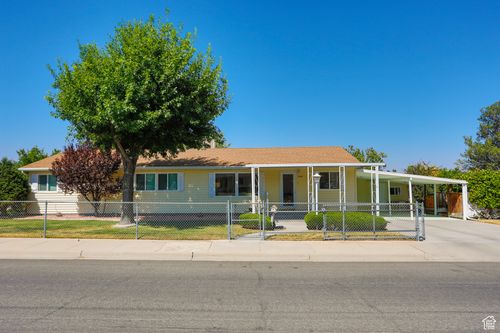 744 Van Dyke Way, Tooele, UT, 84074-2535 | Card Image