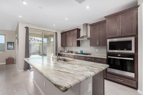 17317 W Desert Sage Dr, Goodyear, AZ, 85338-6548 | Card Image