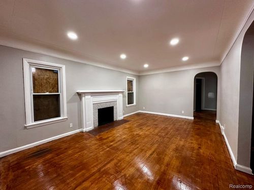 10709 Bonita St, Detroit, MI, 48224-2479 | Card Image