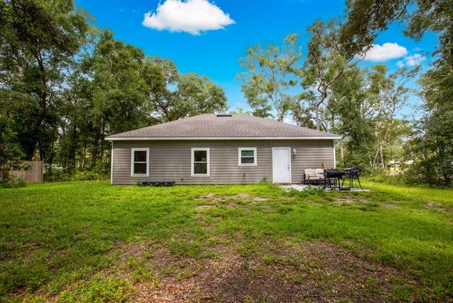 17321 Nw 81 St Ter, House other with 3 bedrooms, 2 bathrooms and null parking in FANNING SPRINGS FL | Image 6