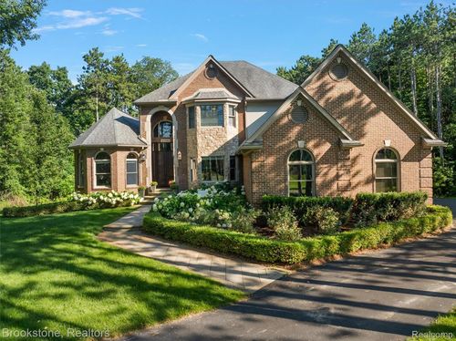 34 Fern Dr, Addison Township, MI, 48367-4283 | Card Image