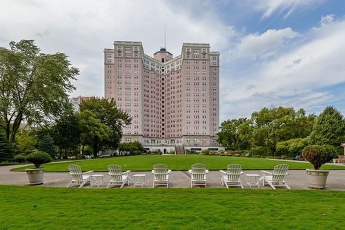 apt-1811-5555 N Sheridan Rd, Chicago, IL, 60640-1656 | Card Image