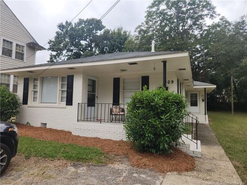 311 Oakridge Ave, Fayetteville, NC, 28305-4838 | Card Image