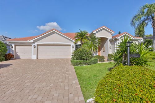 2221 Platinum Dr, SUN CITY CENTER, FL, 33573-4407 | Card Image