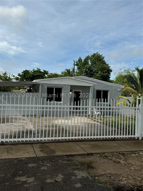 0-110 Nw 120th St, North Miami, FL, 33168-4506 | Card Image